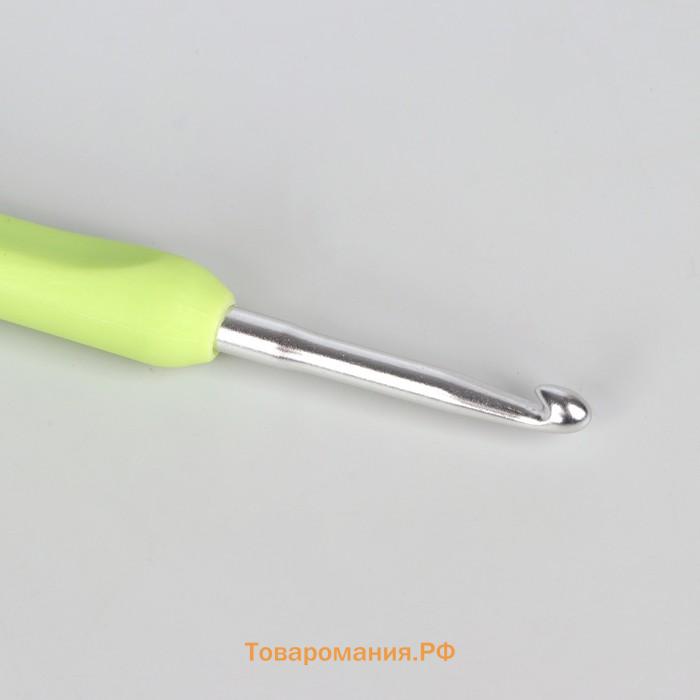 Крючок для вязания, с пластиковой ручкой, d=4.5 мм, 14 см, салатовый